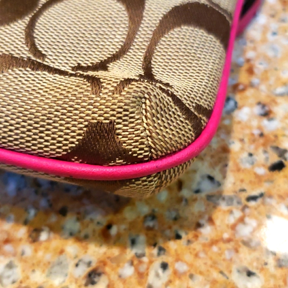 Coach Authentic Wristlet - image 7